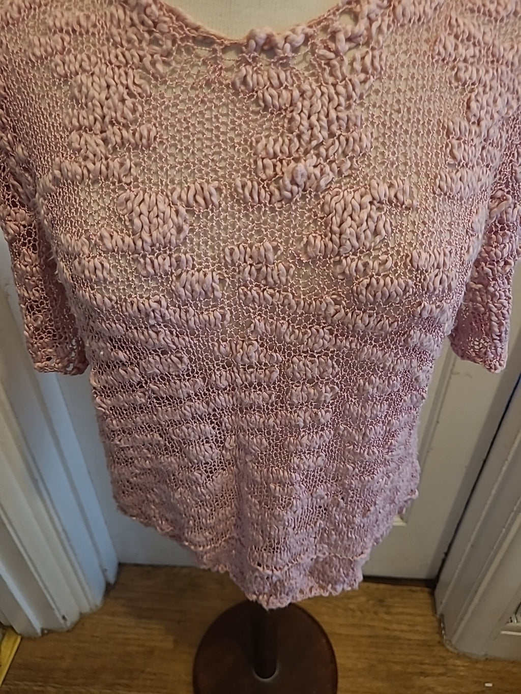 Ladies Size Small Pink Short Sleeved Tshirt