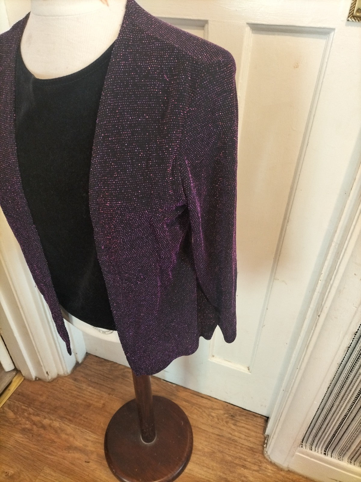Ladies Mila Paoli Size 10 Purple Sparkle Long Sleeved Blouse