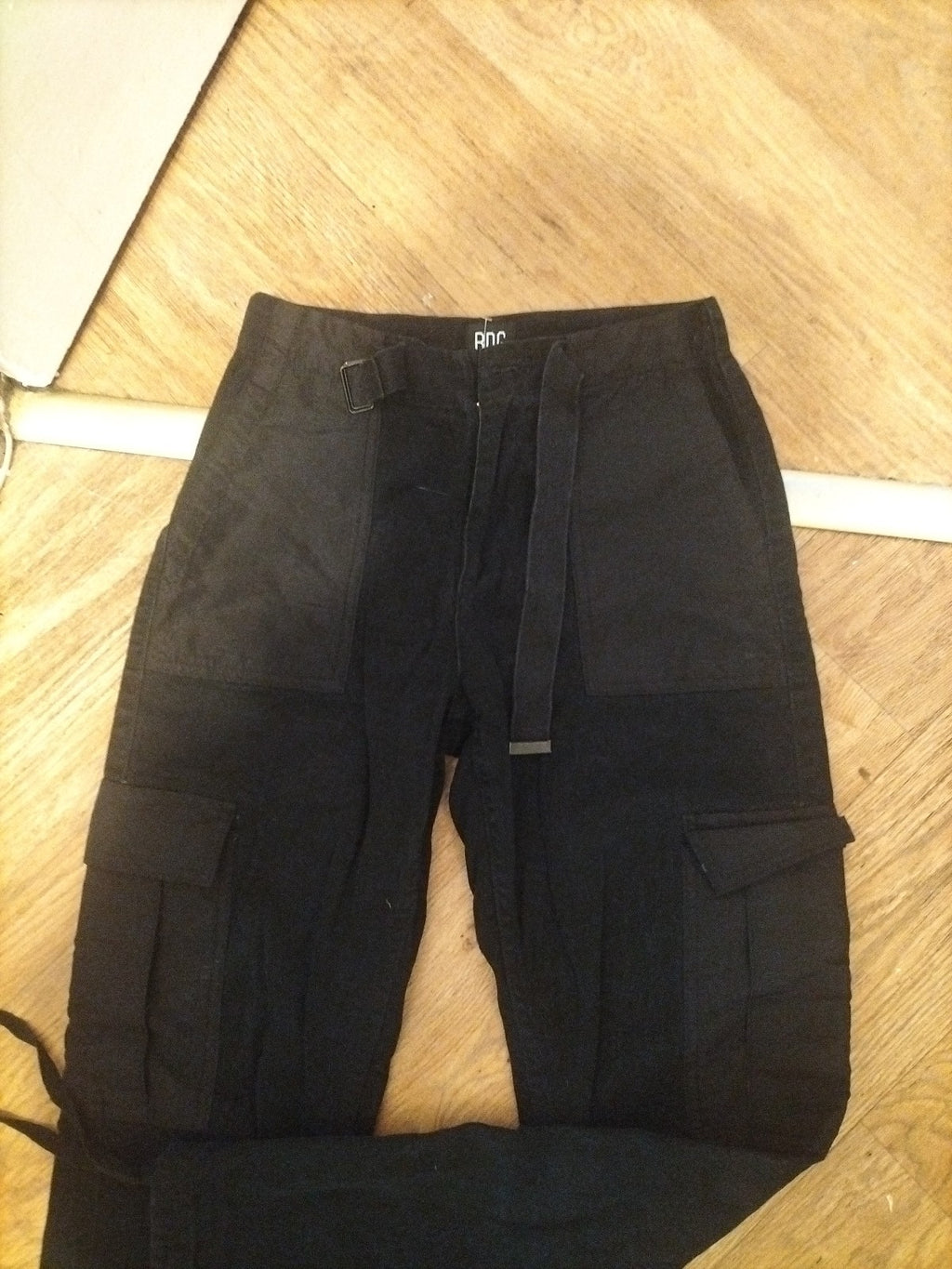 Ladies BDG Size 2XS Black Cargo Trouser(missing Buttons)