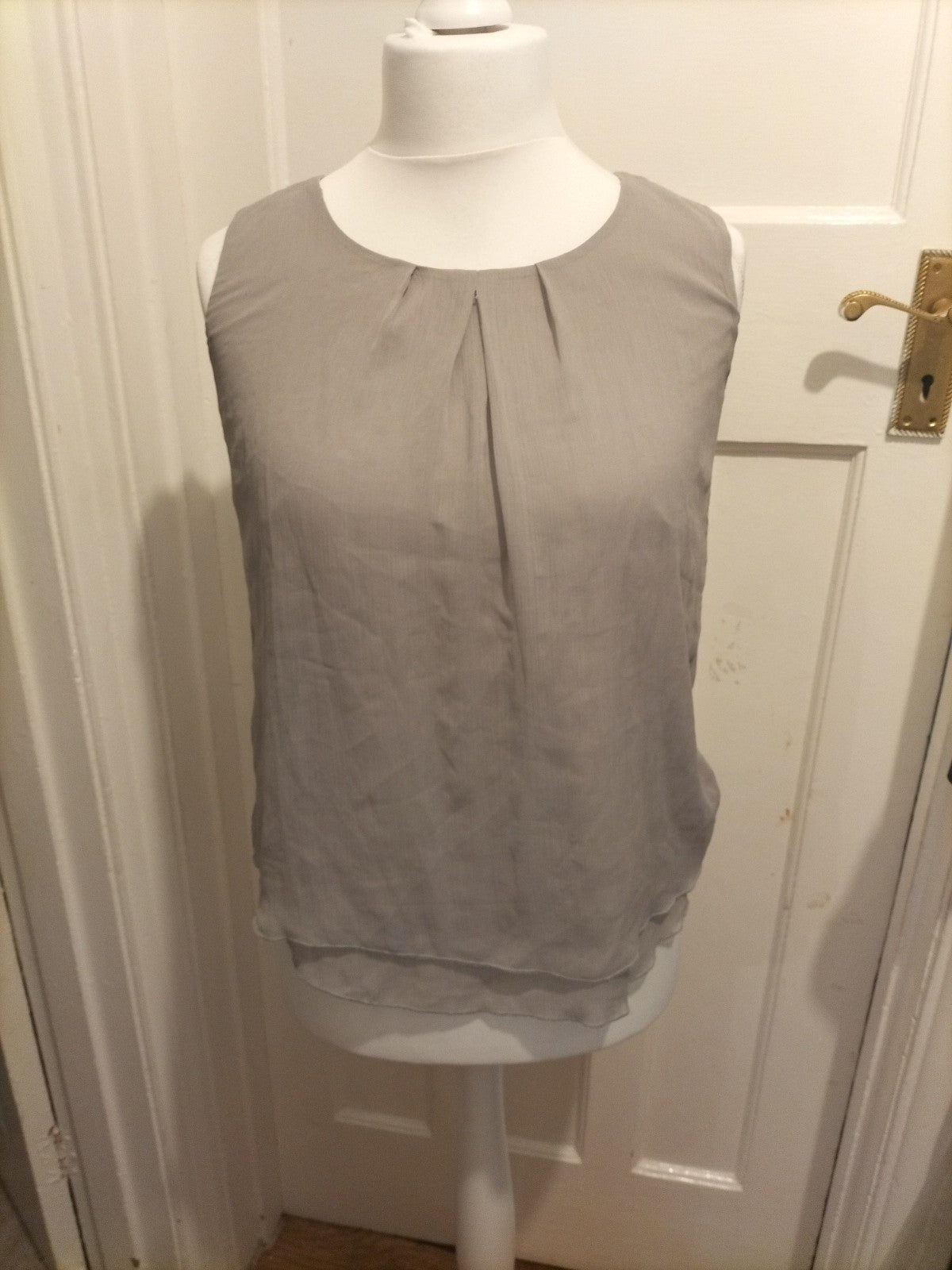 Ladies Size 10 Greyish Sleeveless Lined Blouse