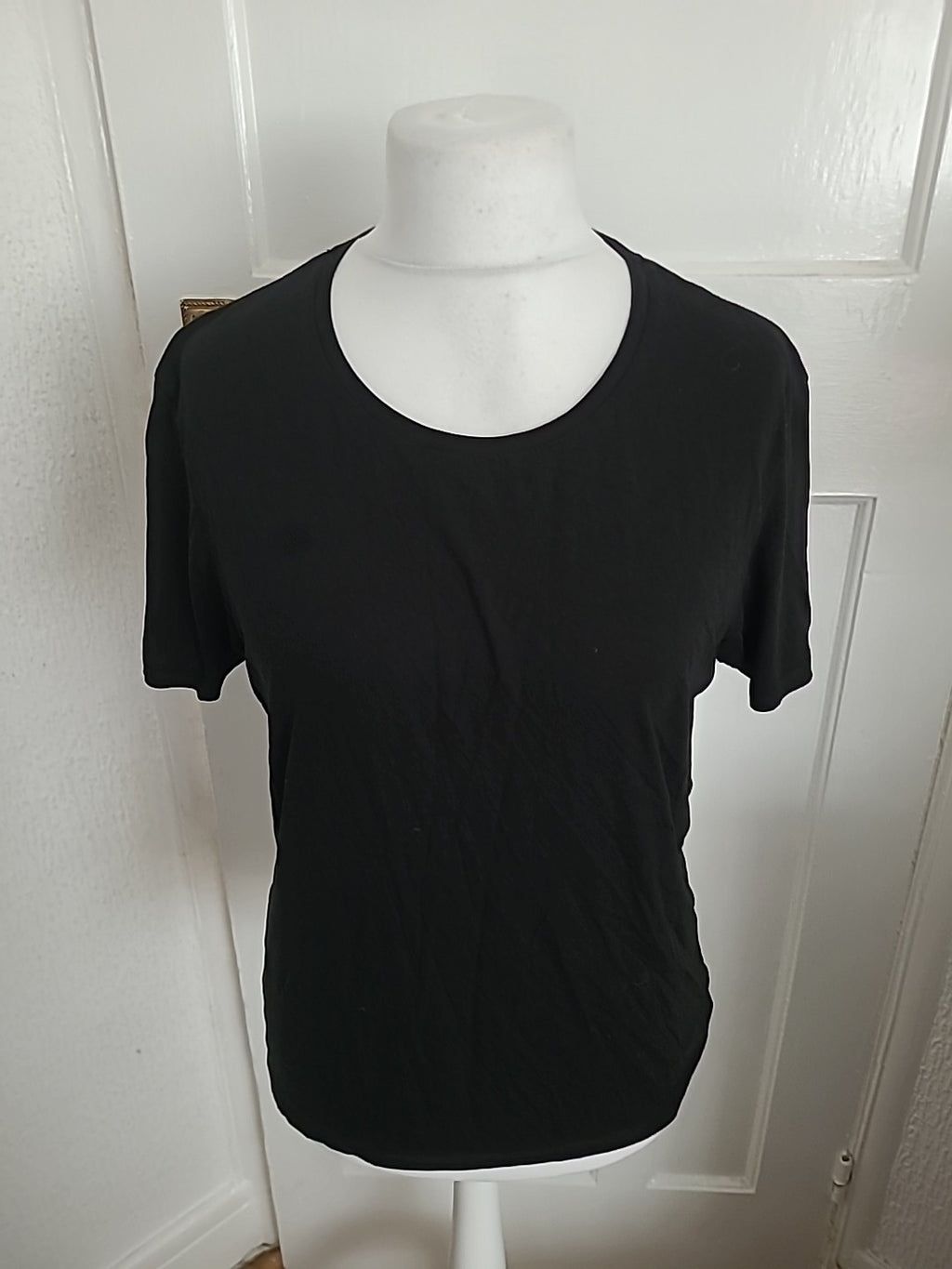 Mens Size Large Black Short Sleeved Tshirt