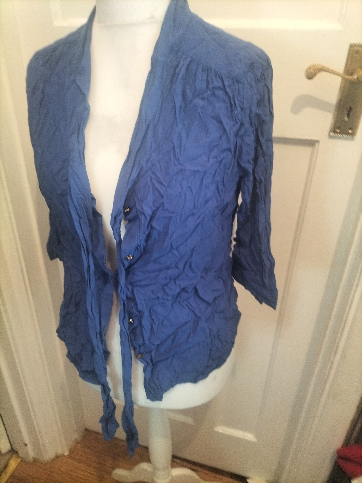 Ladies Laura Ashley Size 14 Blue Blouse Buttoned