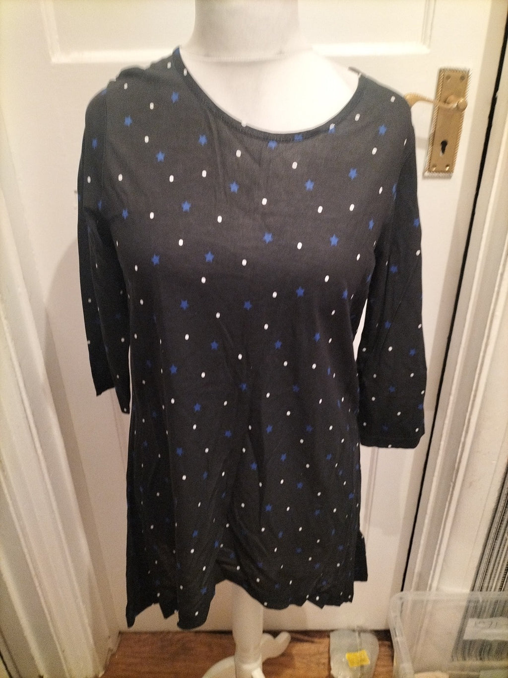 Ladies Capsule Size Medium Black With Blue Stars 3/4 Sleeved Dress