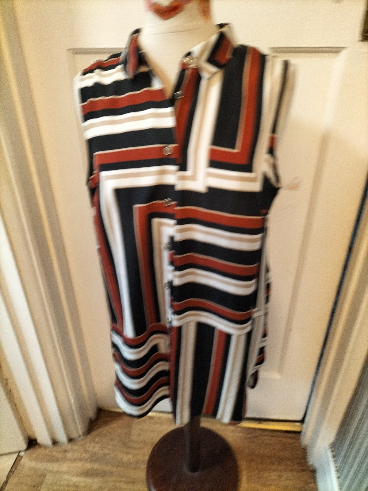 Ladies F&F Size 16 Multicoloured Striped Buttoned Sleeveless Blouse