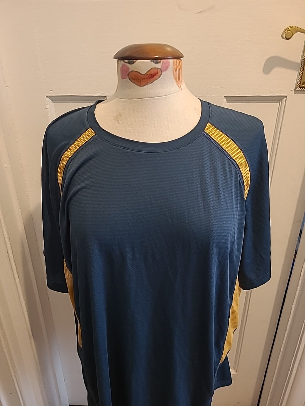 Mens Mountain Warehouse Size XL Dark Teal/Orange Breathable Tshirt