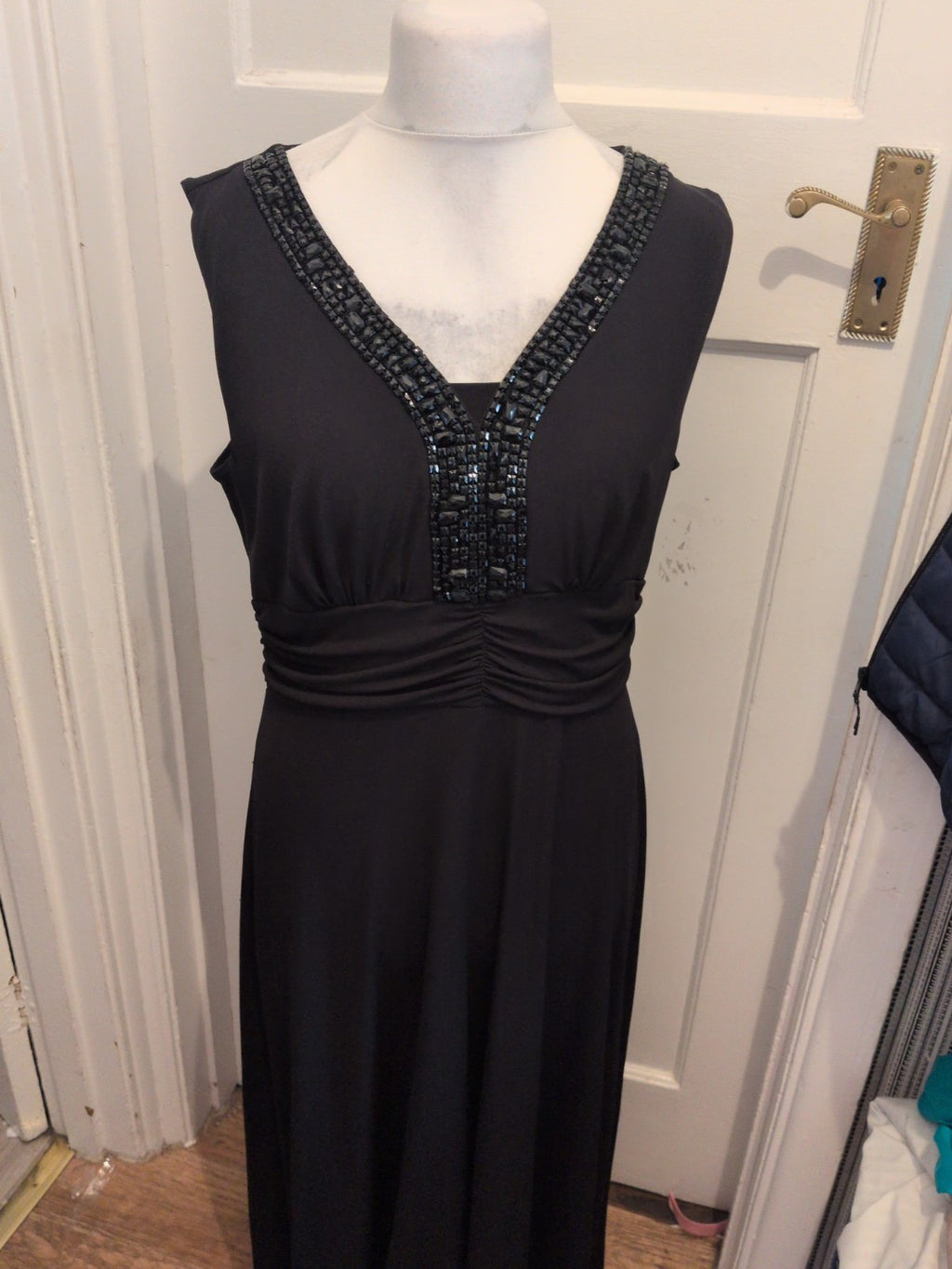 Precis 16 Black V Neck With Detail Sleeveless Long Length Dress