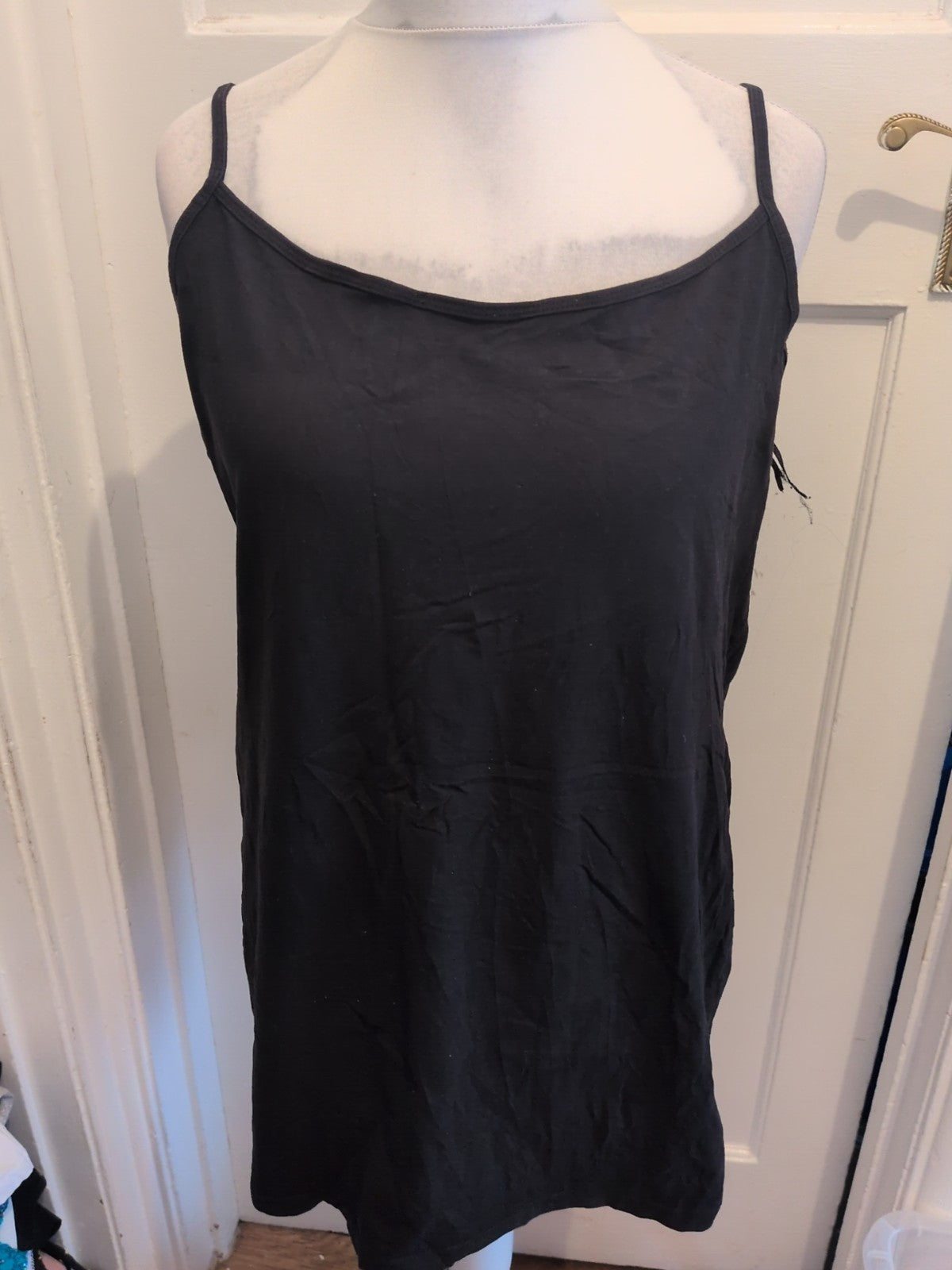 George 22 Black Sleeveless Stretch Cami