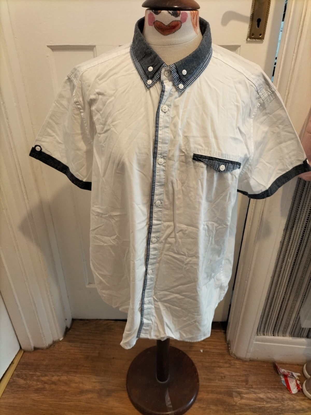 Mens Cedarwood State Size 2XL White With Grey Short Sleeved Shirt