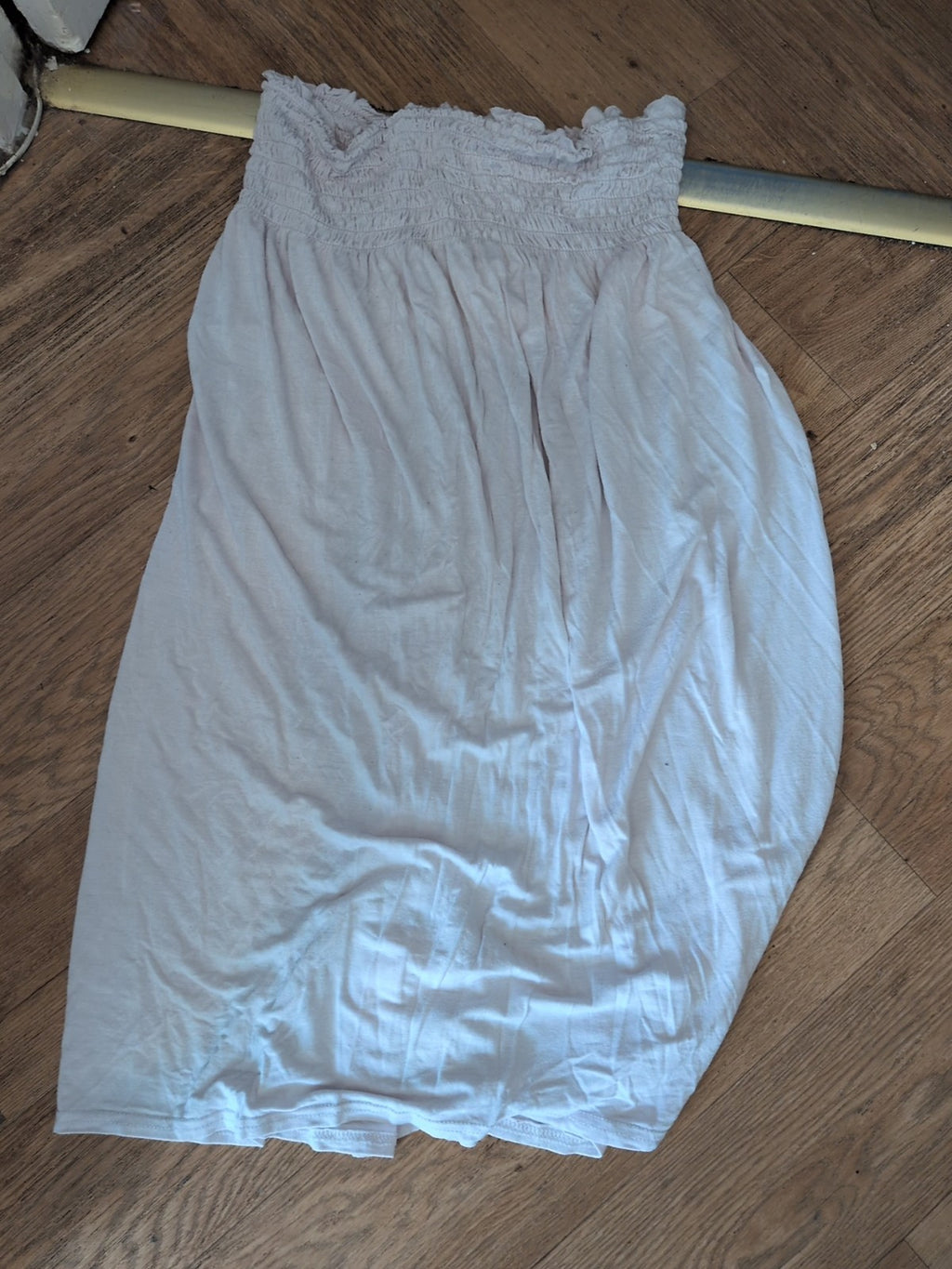 Large White Bubblehem Elasticated Sleeveless Strapless Dress