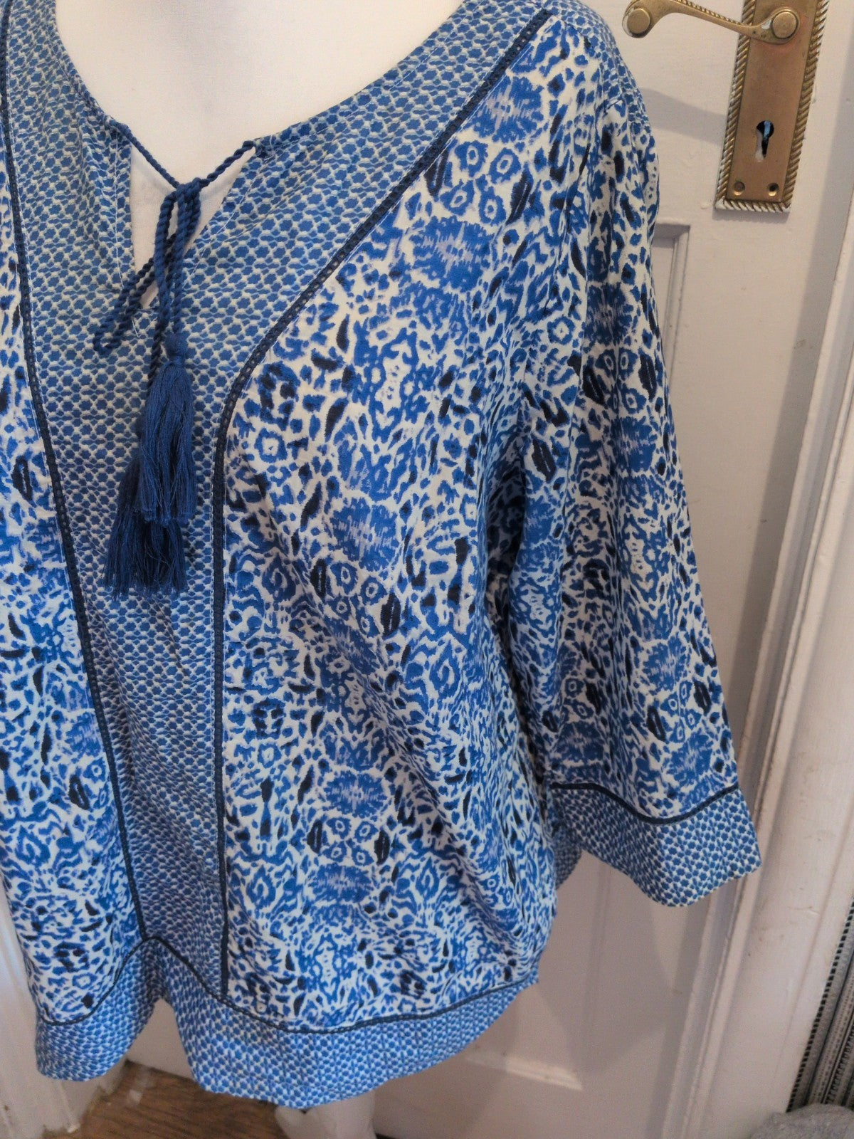 Fleur XL Blue Pattern Half Sleeve Blouse