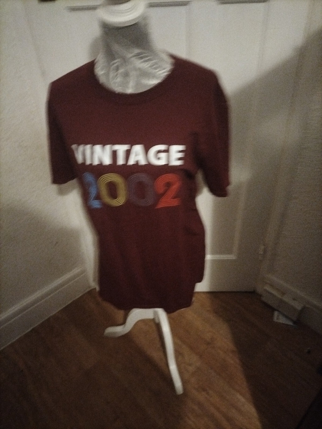 Mens Gildan Size Medium Burgundy Tshirt