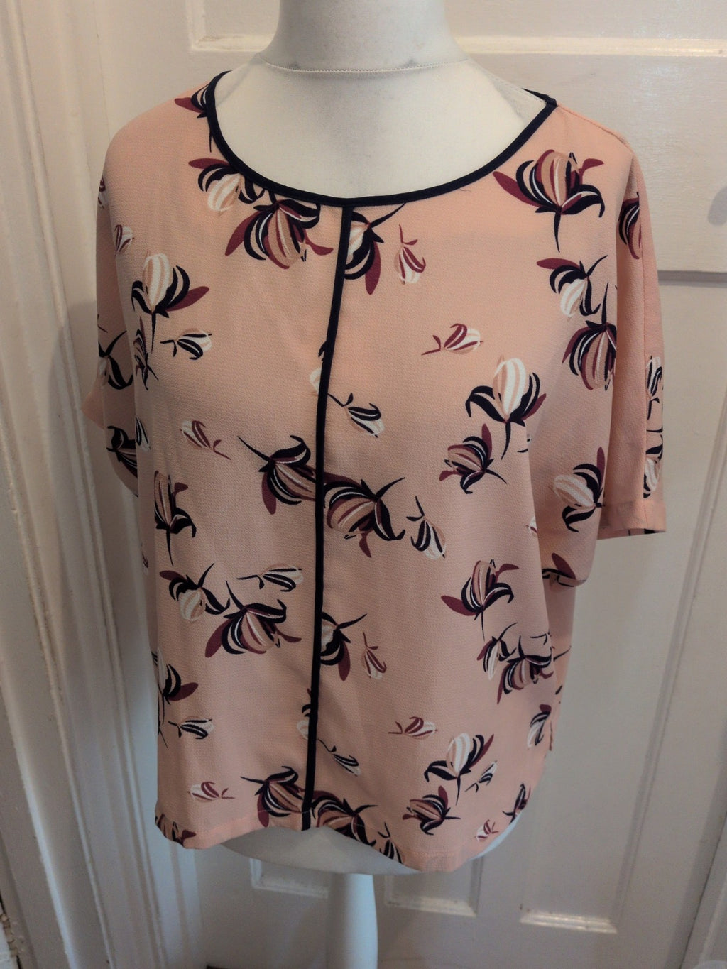 XL Pink And Purple Floral Short Sleeve Blouse