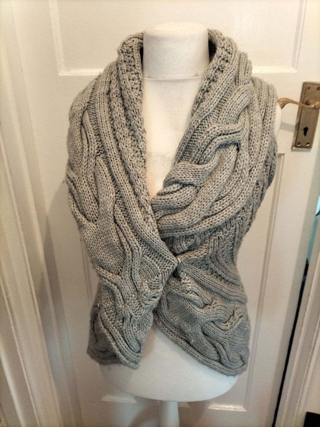 Ladies George Size Grey Knit Long Sleeved Cardigan With Collar