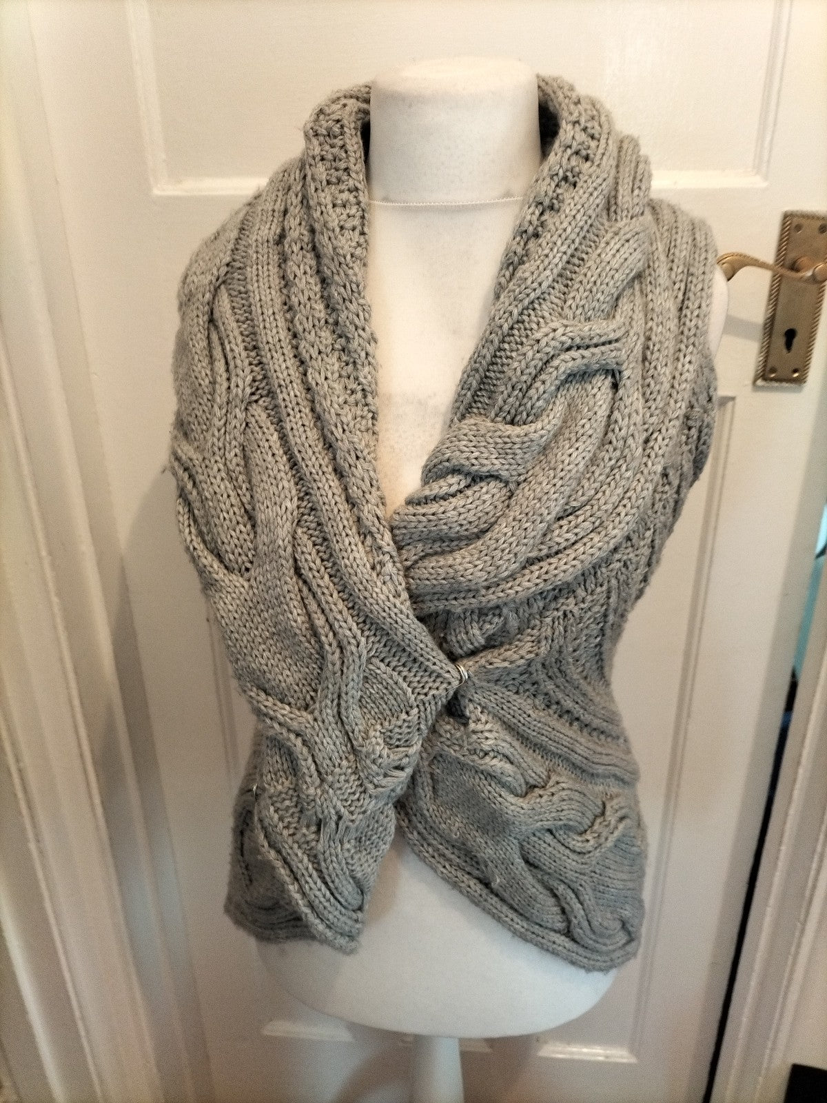 Ladies George Size Grey Knit Long Sleeved Cardigan With Collar