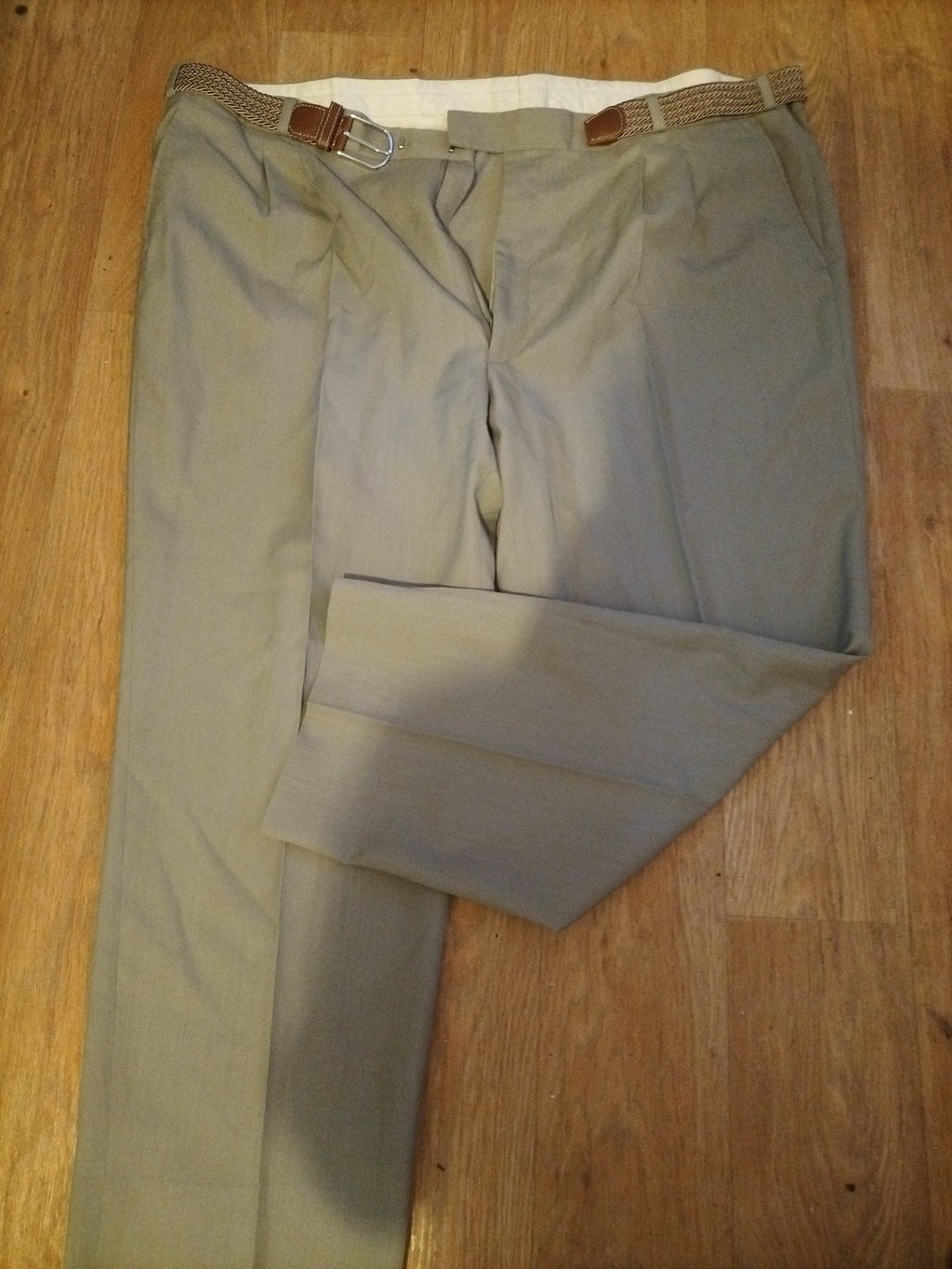 Mens Gurteen Size 46R Grey Belted Trousers
