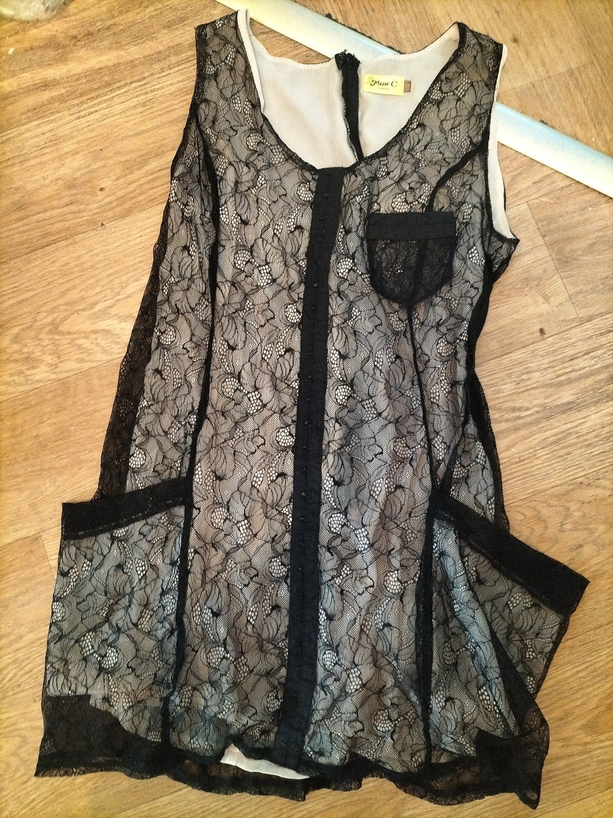 Ladies Max C Size 12 Black Mesh Lined Sleeveless Dress