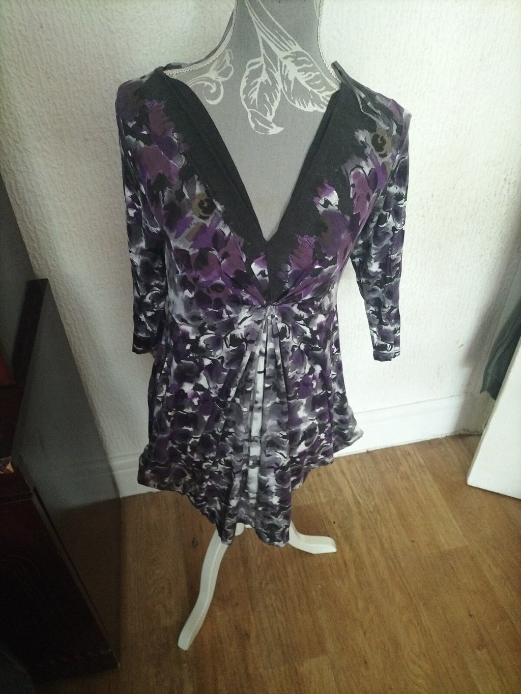 Brand New Ladies Closet Blu Size 14 Purple Floral Print Dress