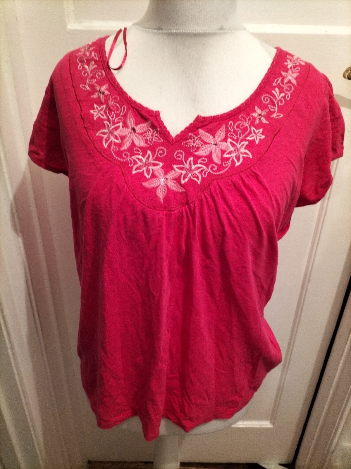 Soon 16 Pink With Floral Embroidery Short Sleeve Blouse