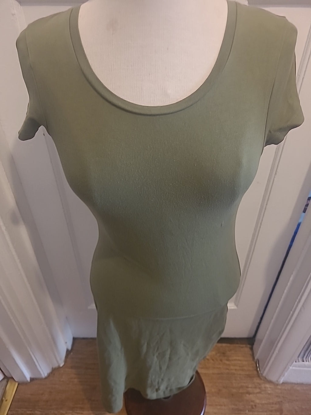 Ladies Primark Size 10 Green Short Sleeved Straight Dress