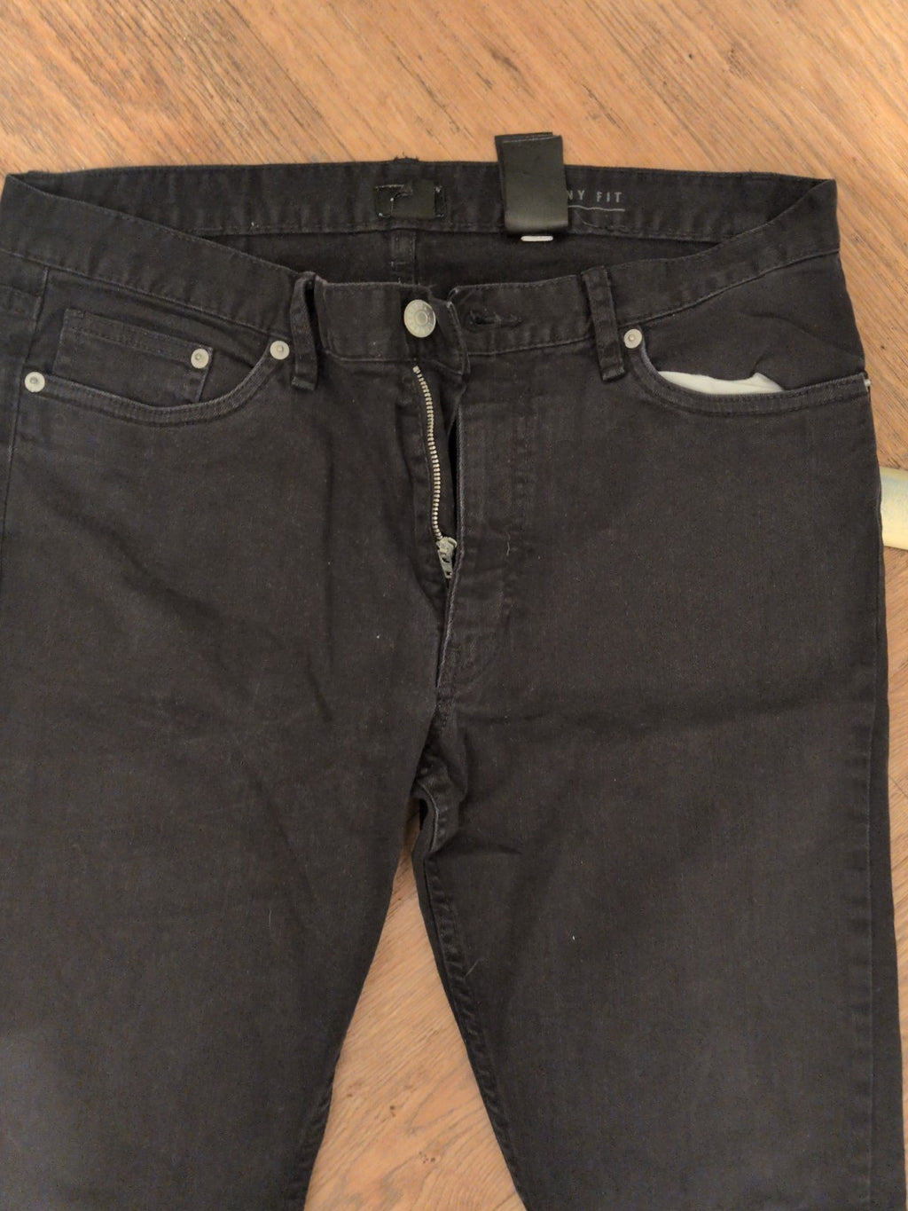 Ladies H&M Size 31" Black Skinny Jeans
