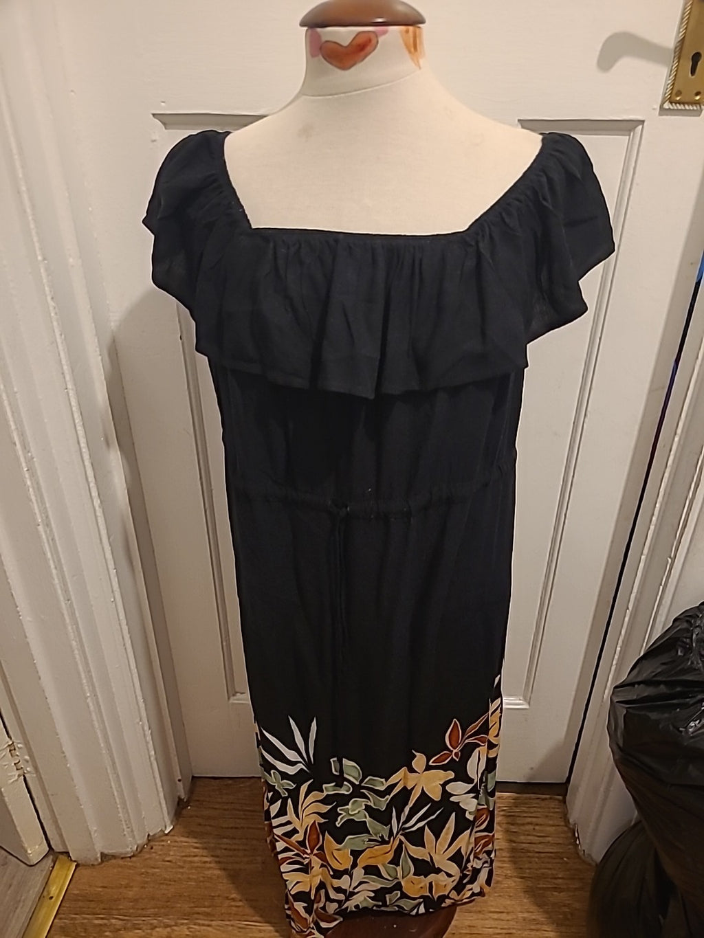 Ladies George Size 14 Black With Multi Floral Hem Sleeveless Dress