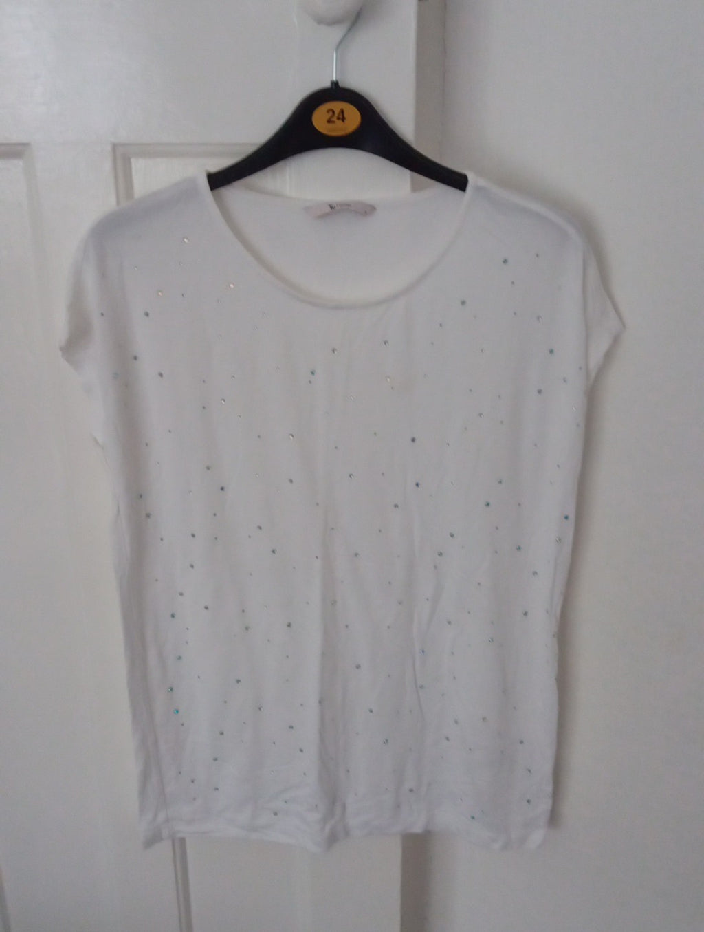 Ladies White T.shirt With Sequins Size 8 TU