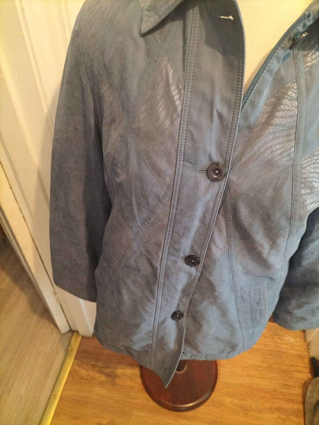Ladies Barbara Lebek Size 10 Pastel Blue Lined Zip Through Coat