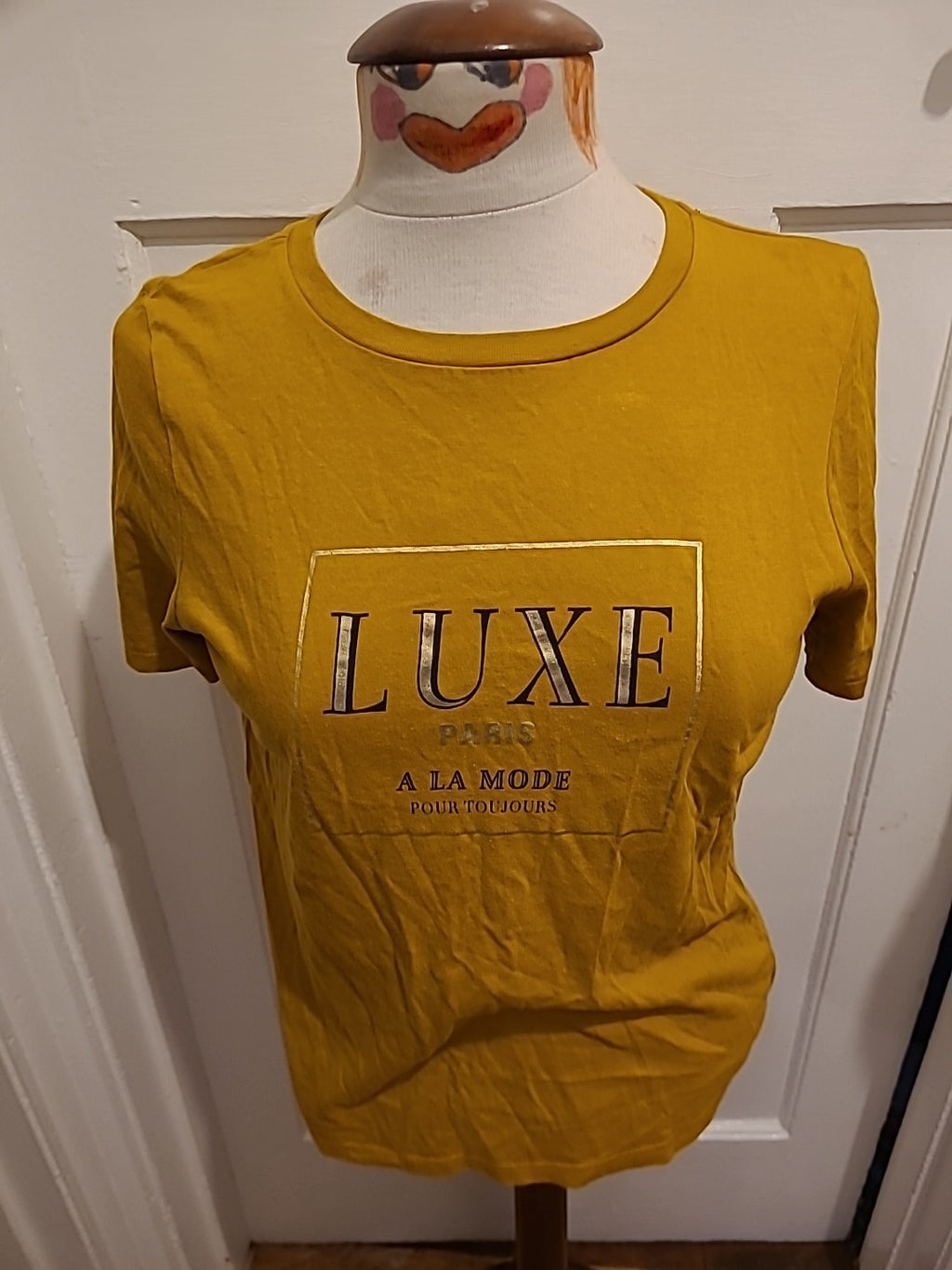 Ladies River Island Size 10 Mustard "Luxe" Print Short Sleeved Tshirt