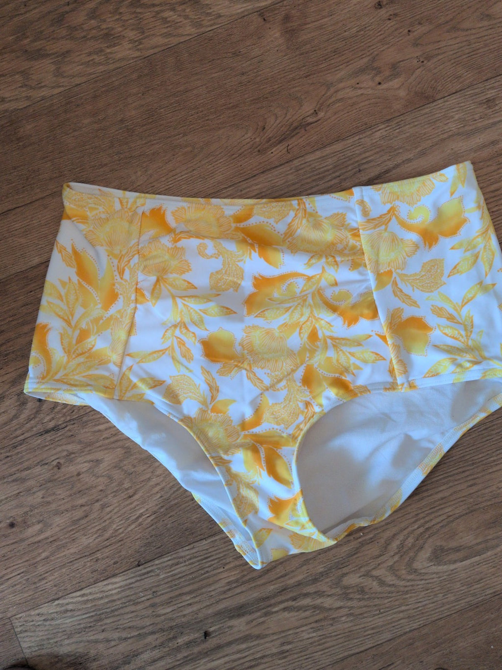 debenhams 16 orange and white bikini bottoms