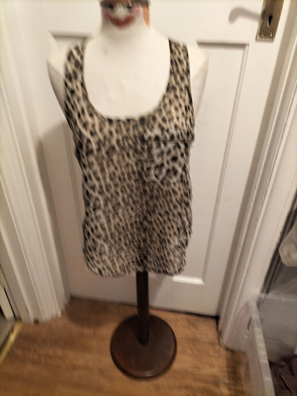 Ladies Topshop Size 10 Leopard Print Sleeveless Blouse