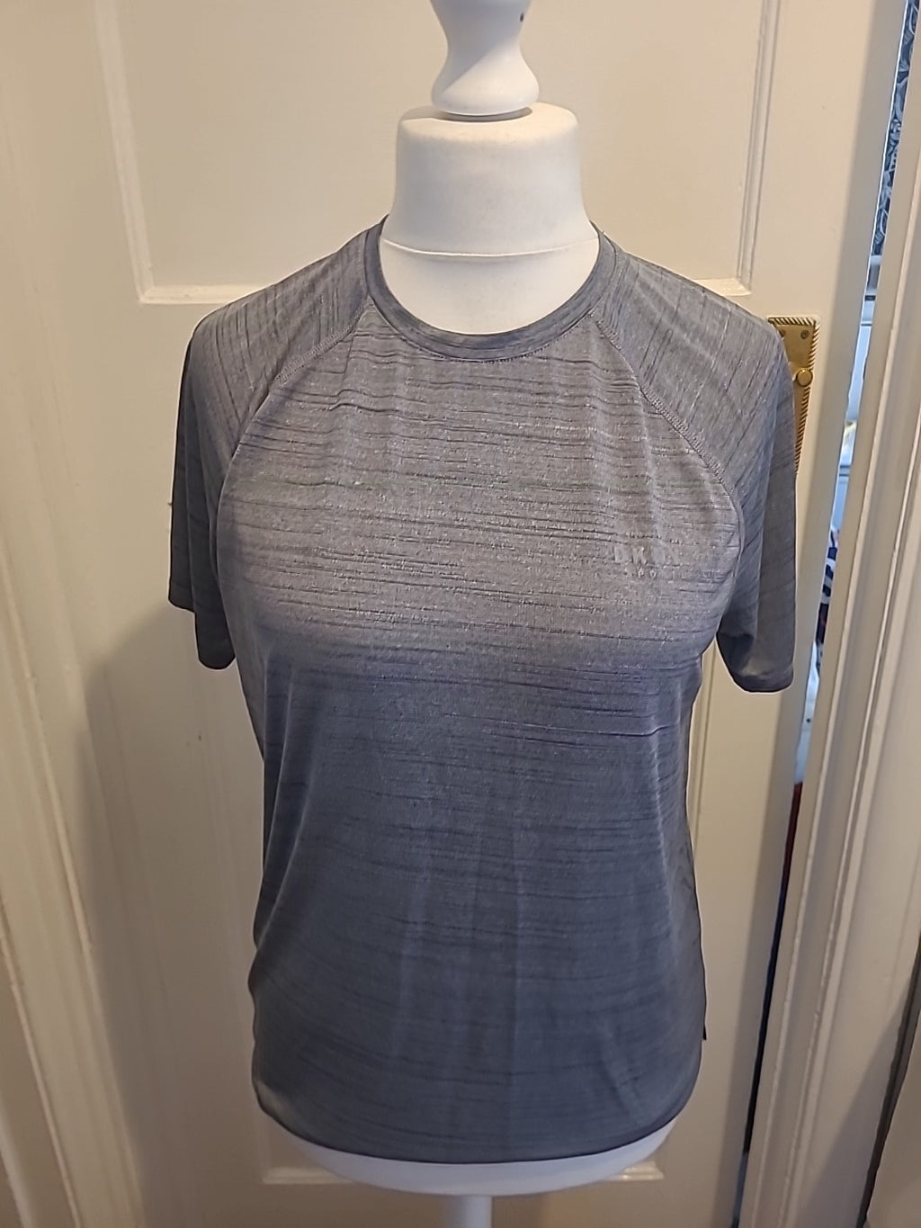 Mens Dkny Size Medium Grey Fleck Short Sleeved Tshirt