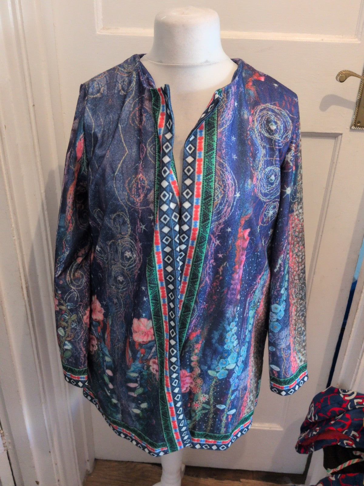 Ladies Large Multi Floral Long Sleeve Open Blouse