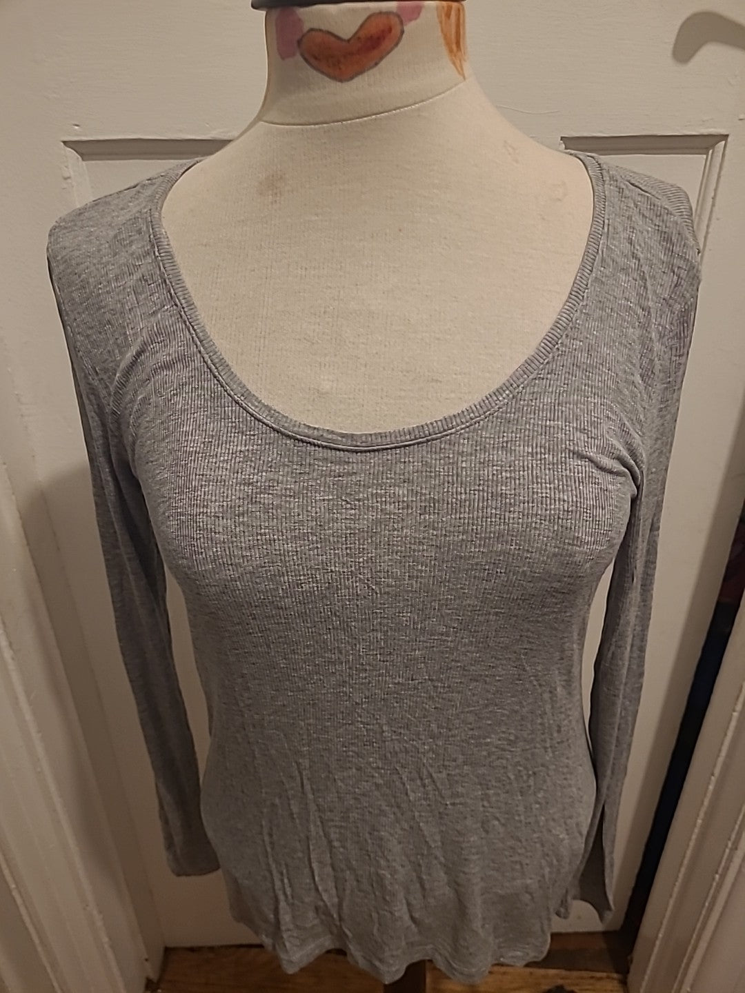 Ladies H&M Size Small Grey Long Sleeved Tshirt