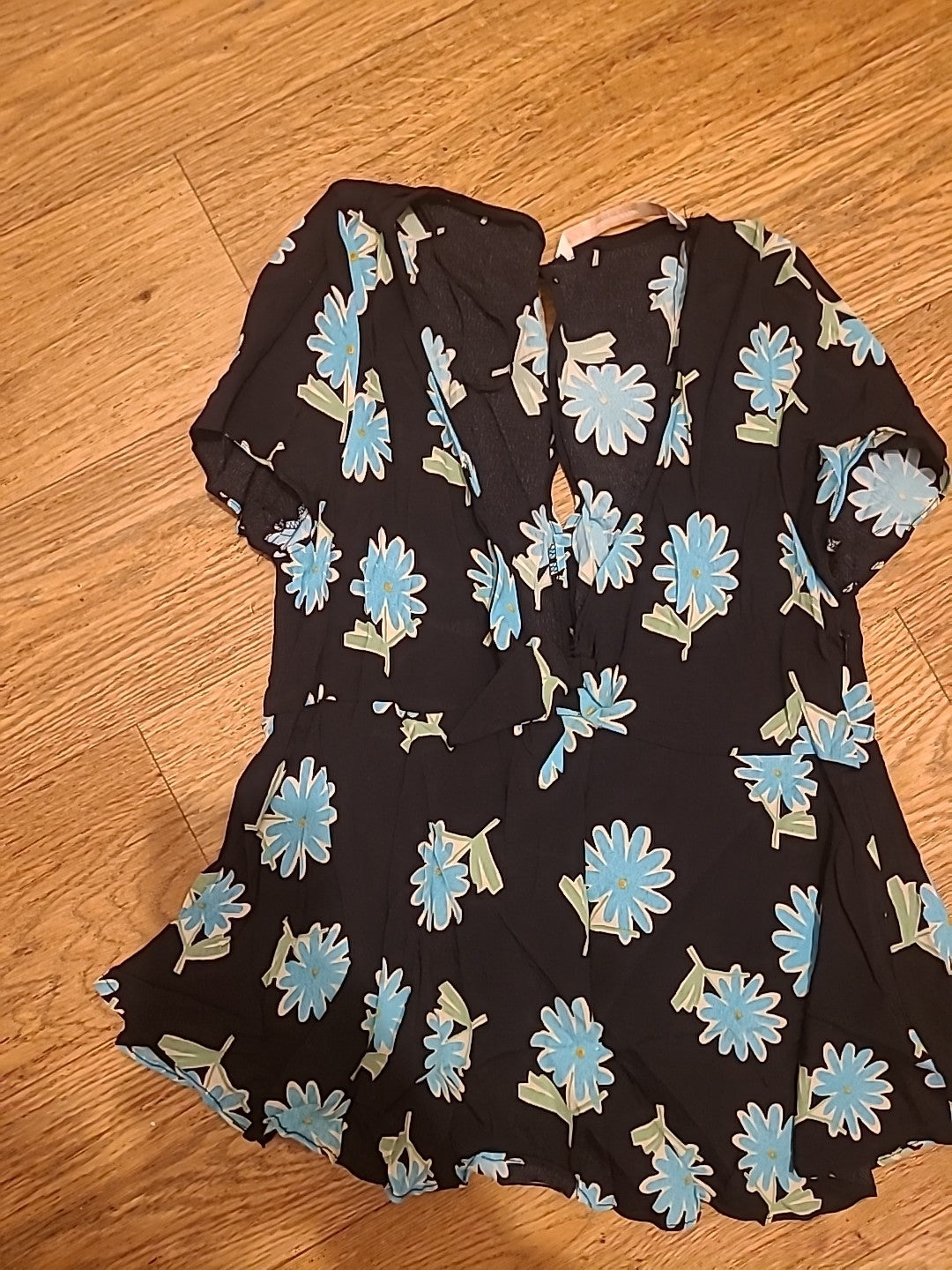 Ladies Zara Size XS Pale Blue Black Sleeveless Blouse