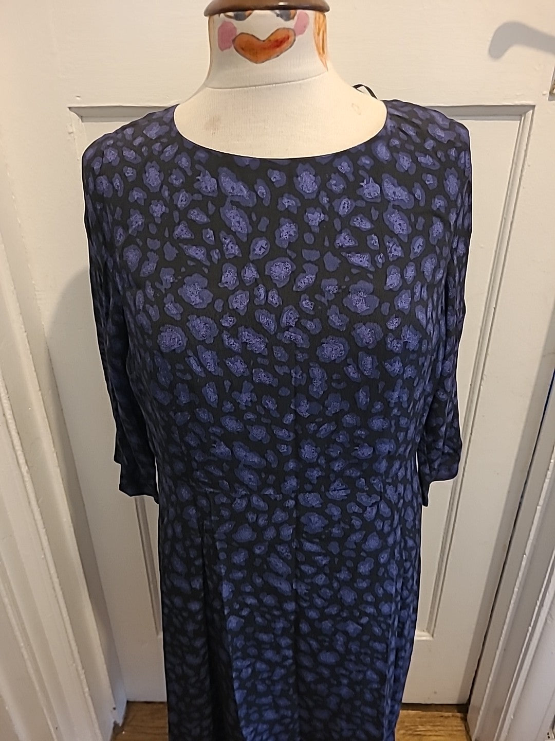 Ladies Fenn Wright Manson Size 12 Purple/Black Mid Sleeved Dress