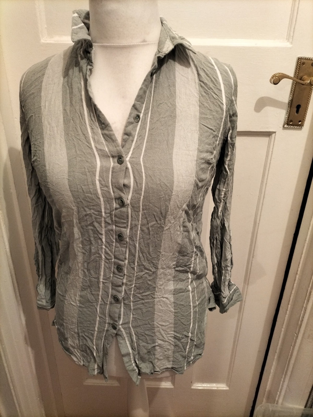 Ladies Primark Size 10 Pale Green And White Striped Blouse