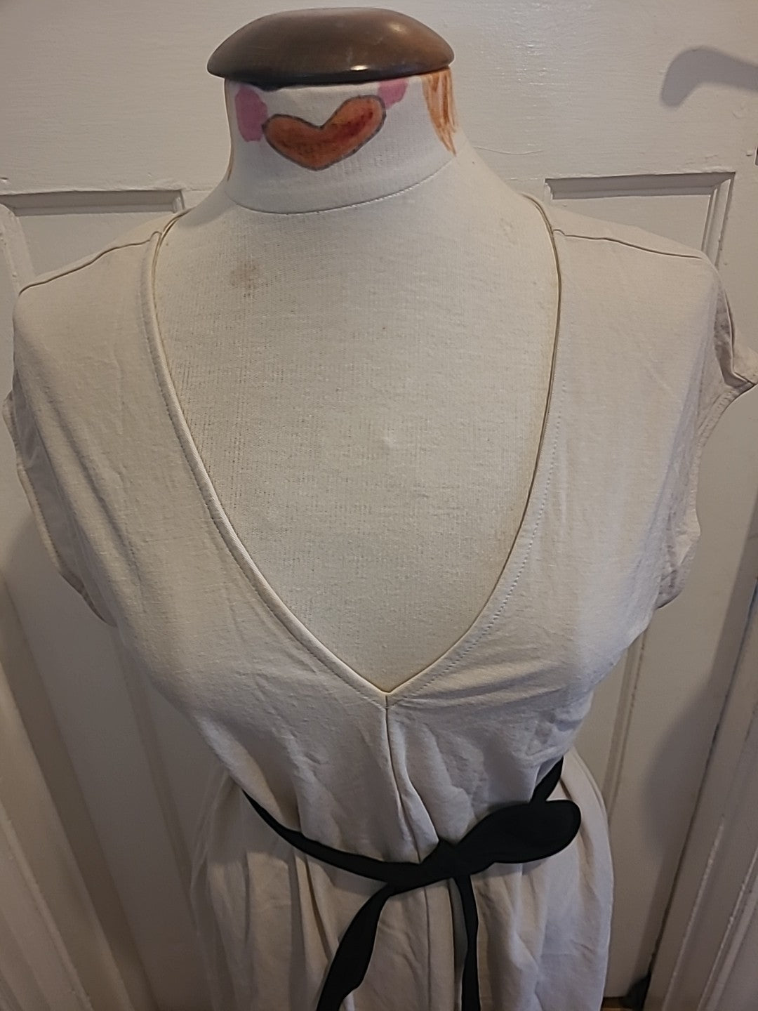 Ladies Zara Size Medium Beige With Black Belt Short Sleeved Dress