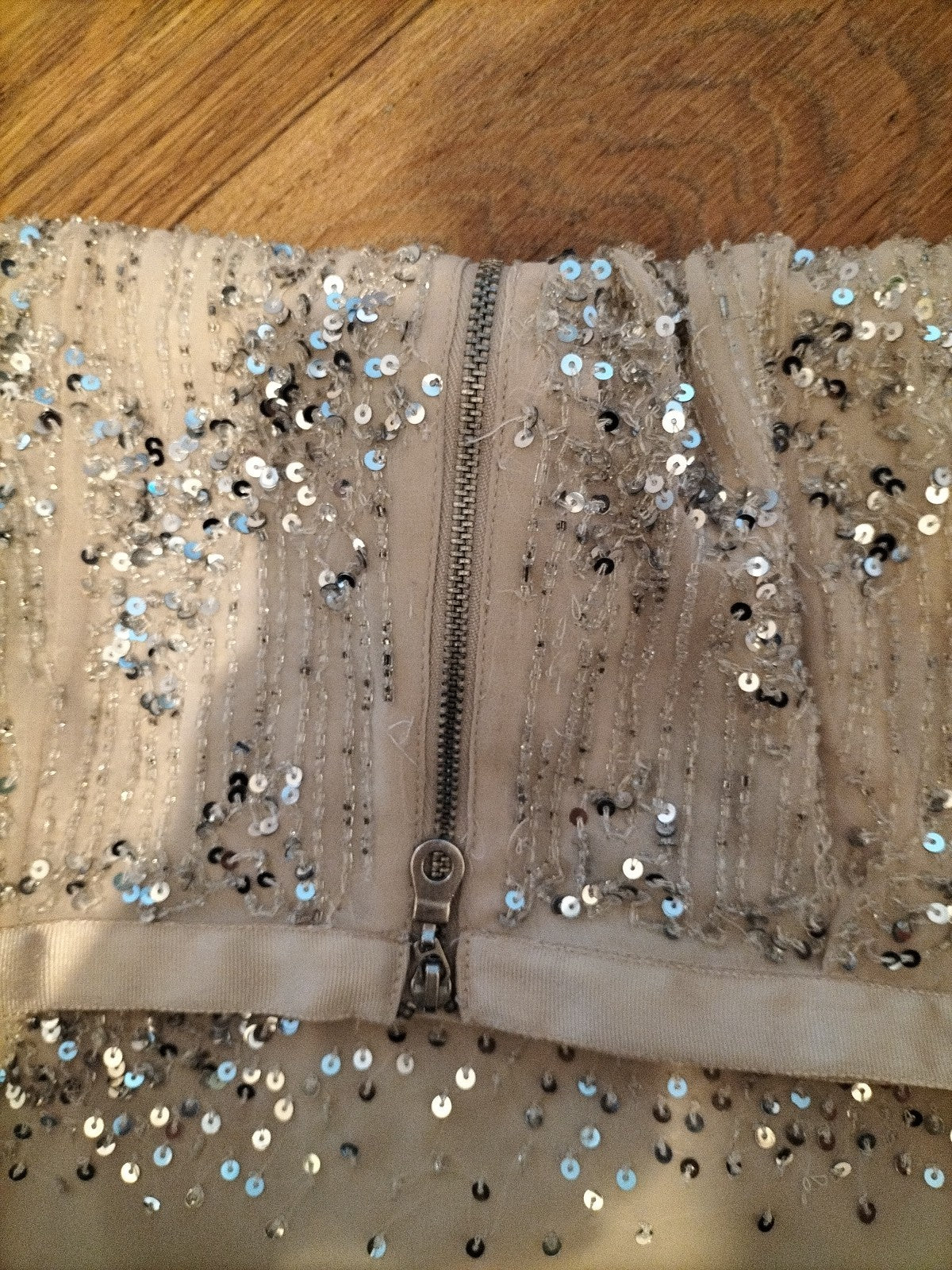 Ladies H&M Size 6 Beige Sequin Skirt