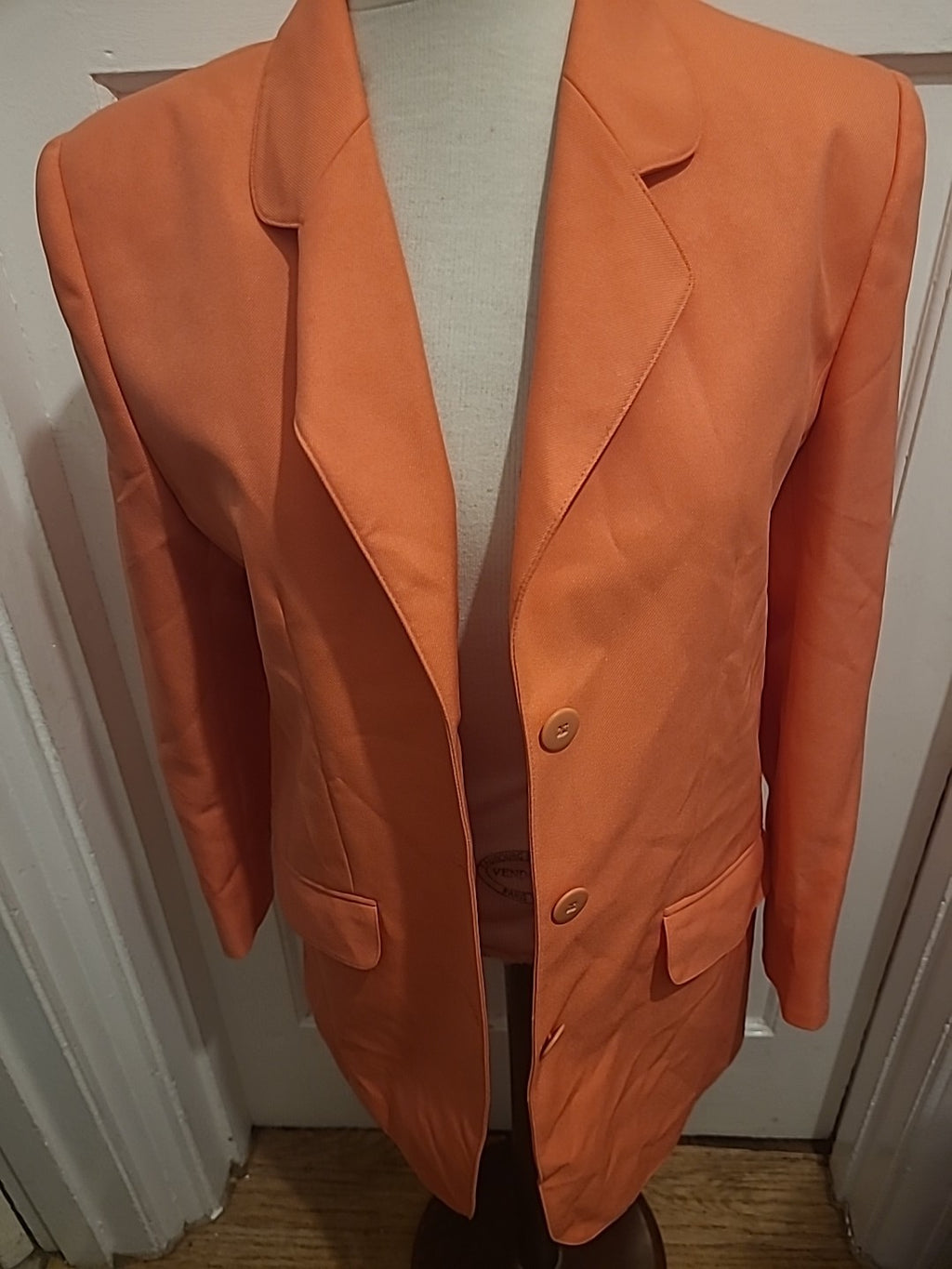 Ladies Modern Classics Size 12 Coral Pink Lined Padded Blazer
