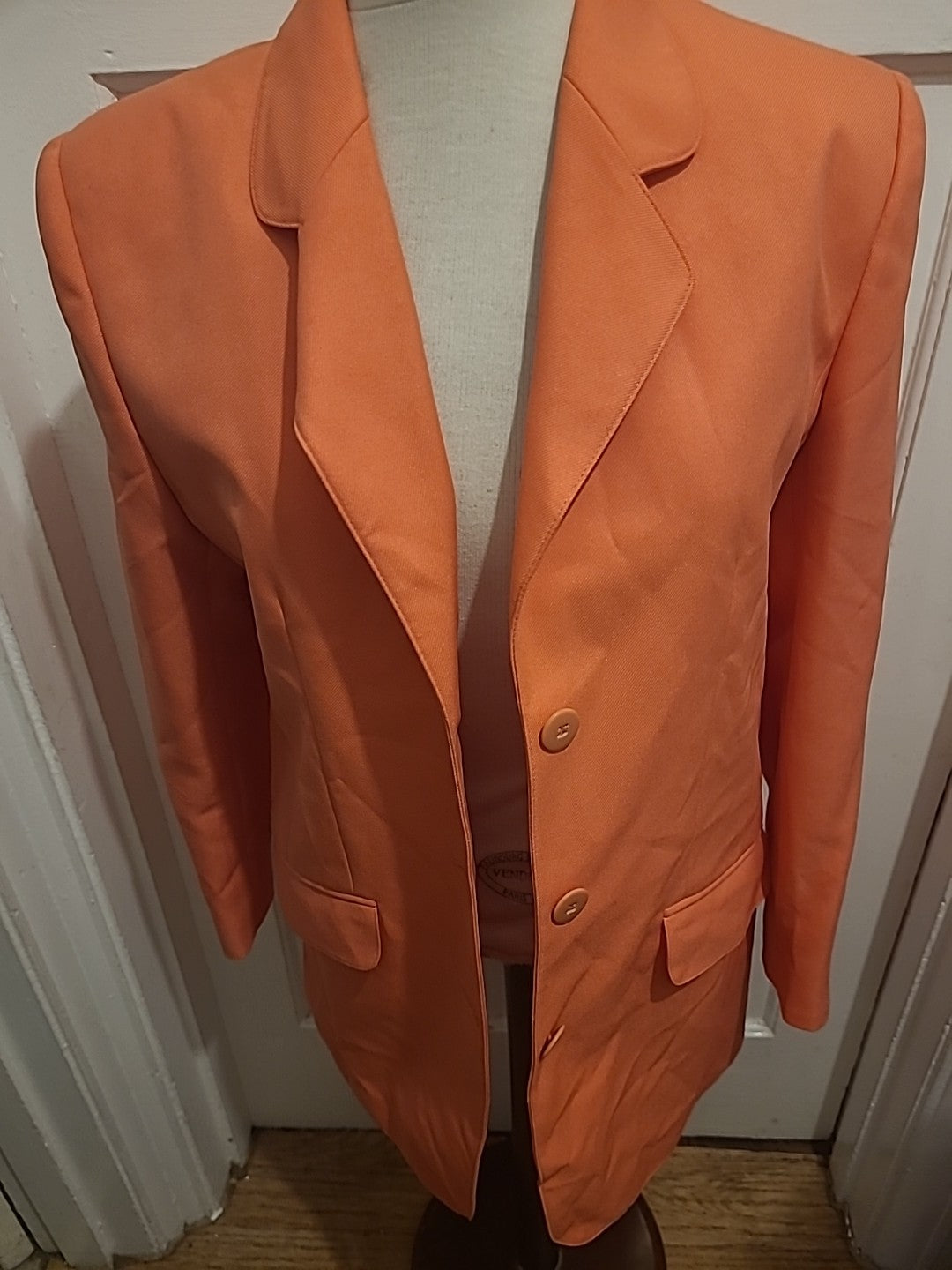 Ladies Modern Classics Size 12 Coral Pink Lined Padded Blazer