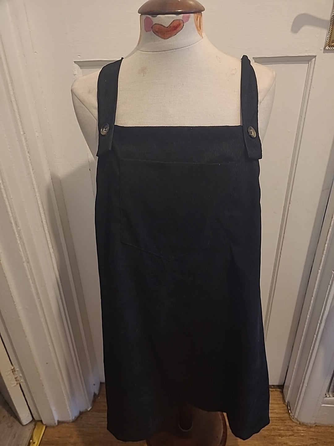 Ladies Shein Size 2XL Black Sleeveless Dress Low Neck