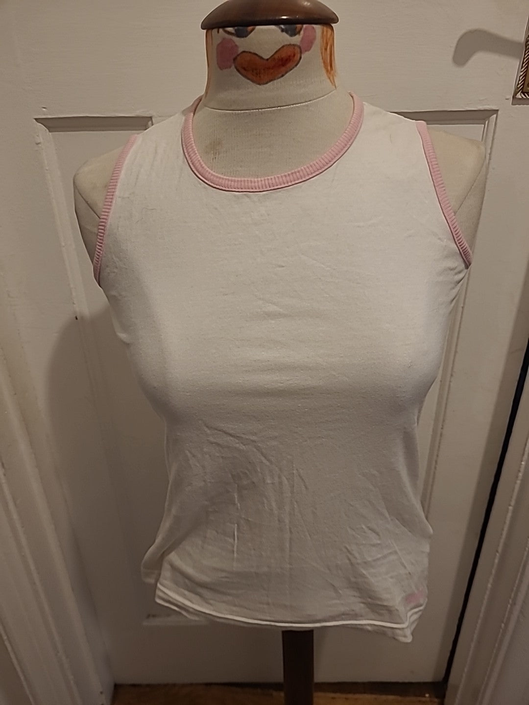 Ladies Giani Feroti Size Small White With Pink Trim Sleeveless Vest Tank Top