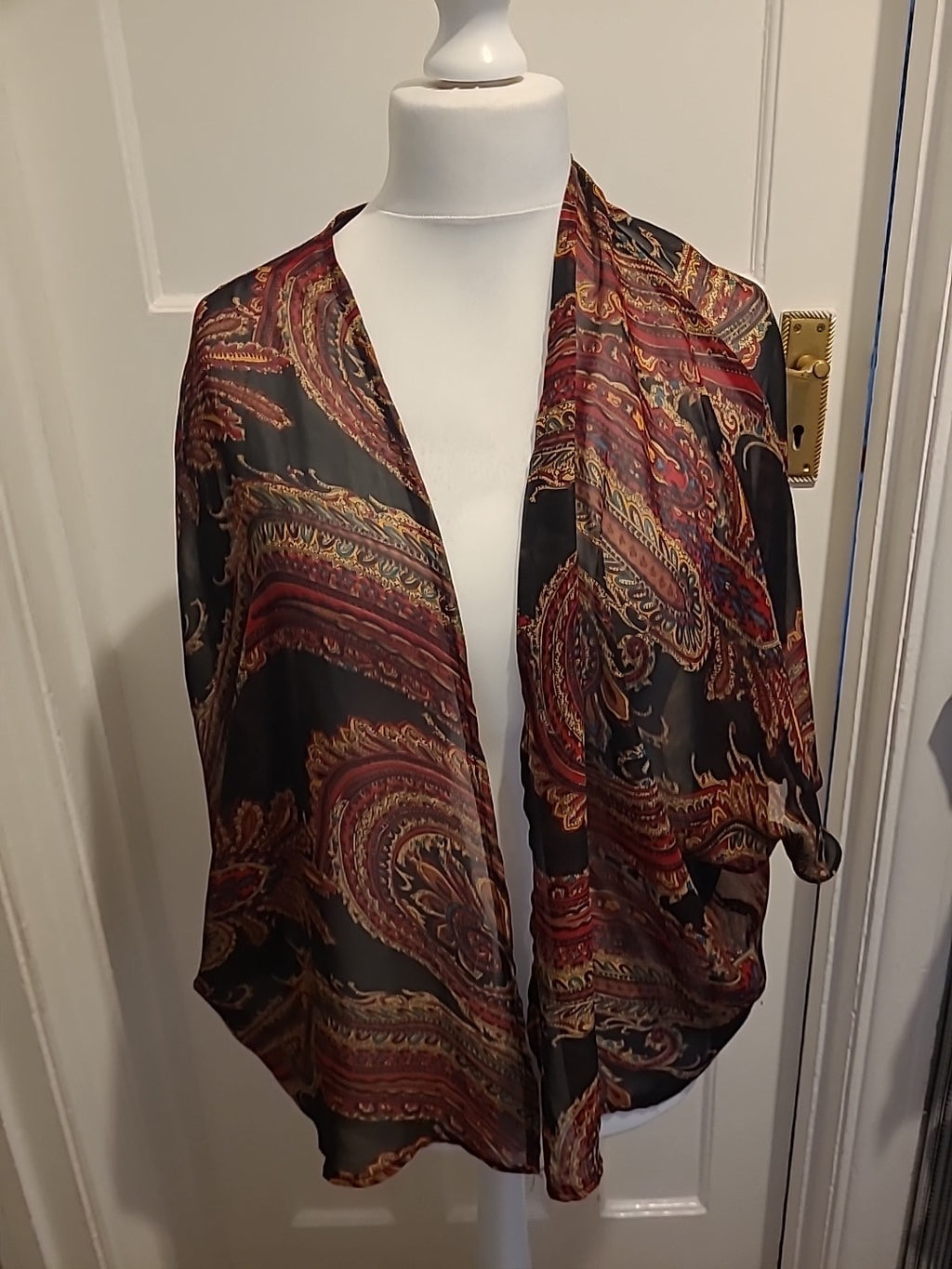 Ladies AX Paris Size S/M Lightweight Cardigan