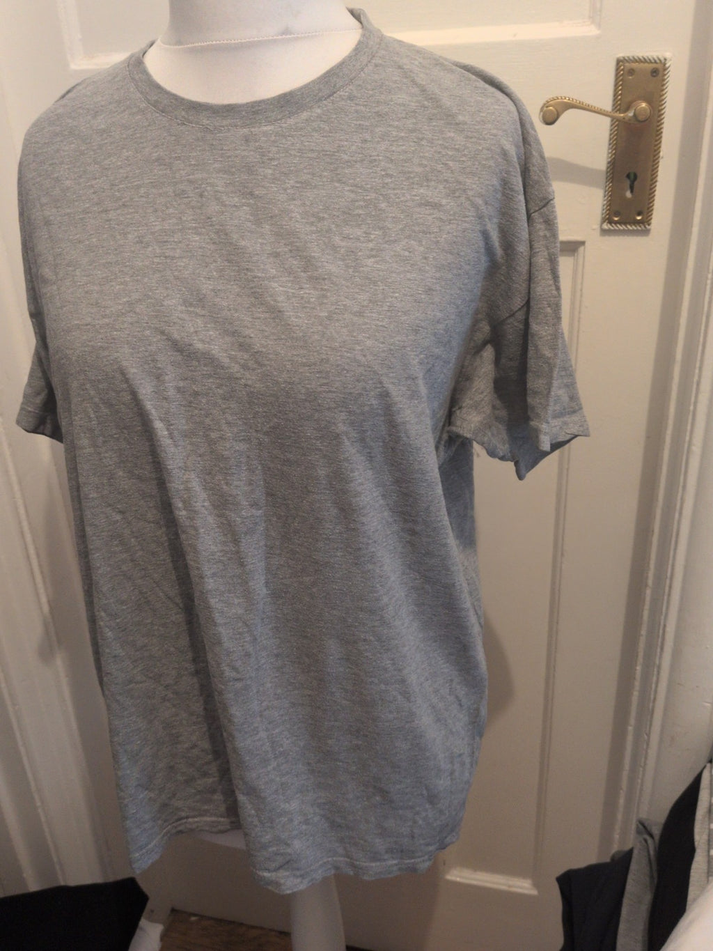 B&C Large Grey Short Sleeve T-shirt