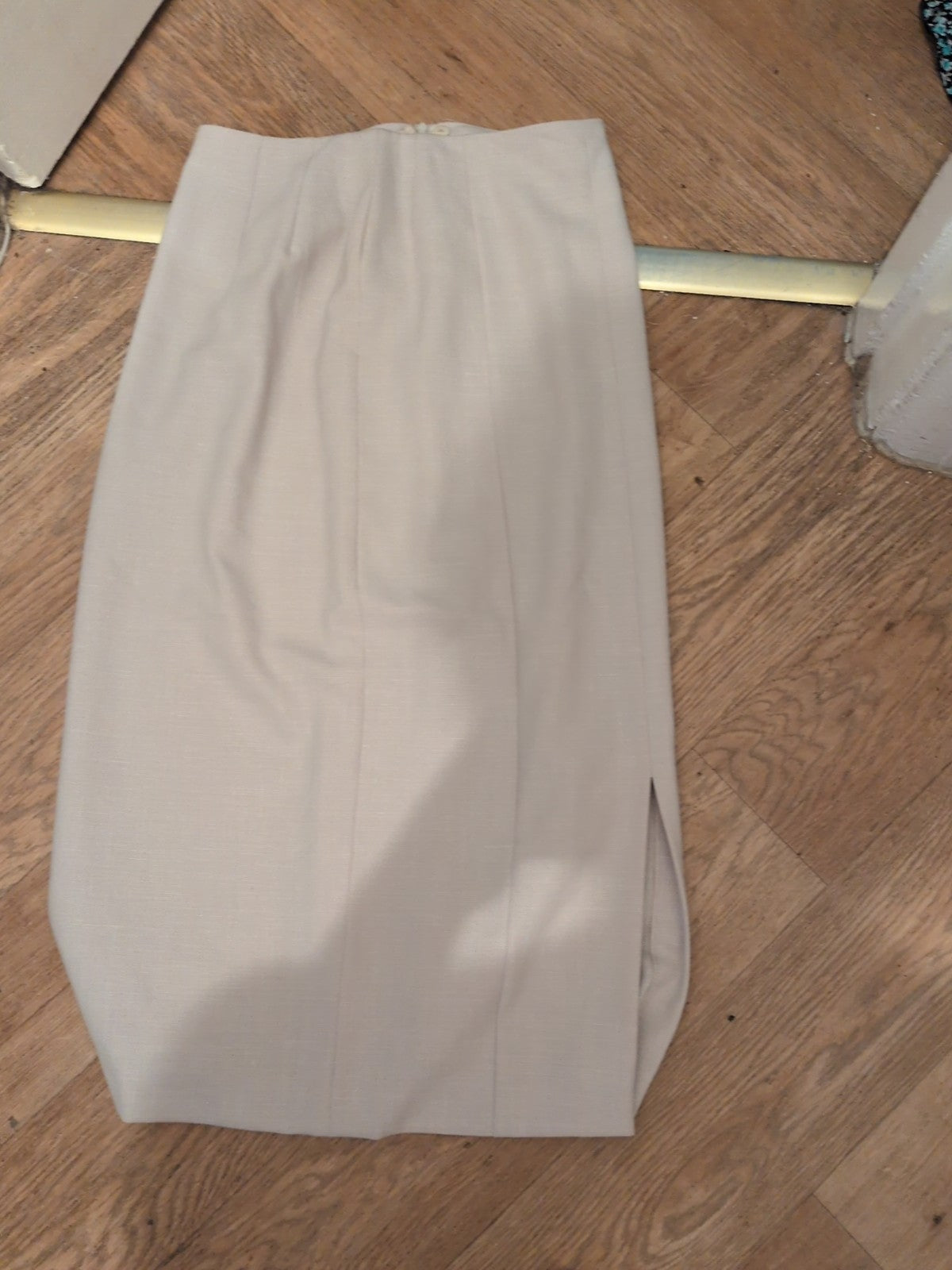 Alexon 12 Natural Lined Skirt Long Length