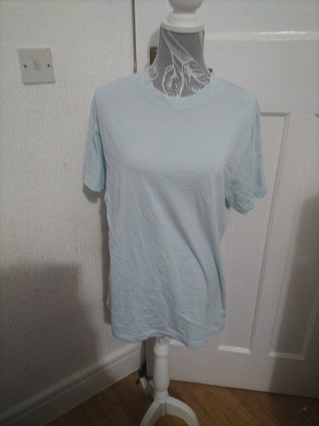 Men's Haworth Size M Pale Blue Short Sleeved Top