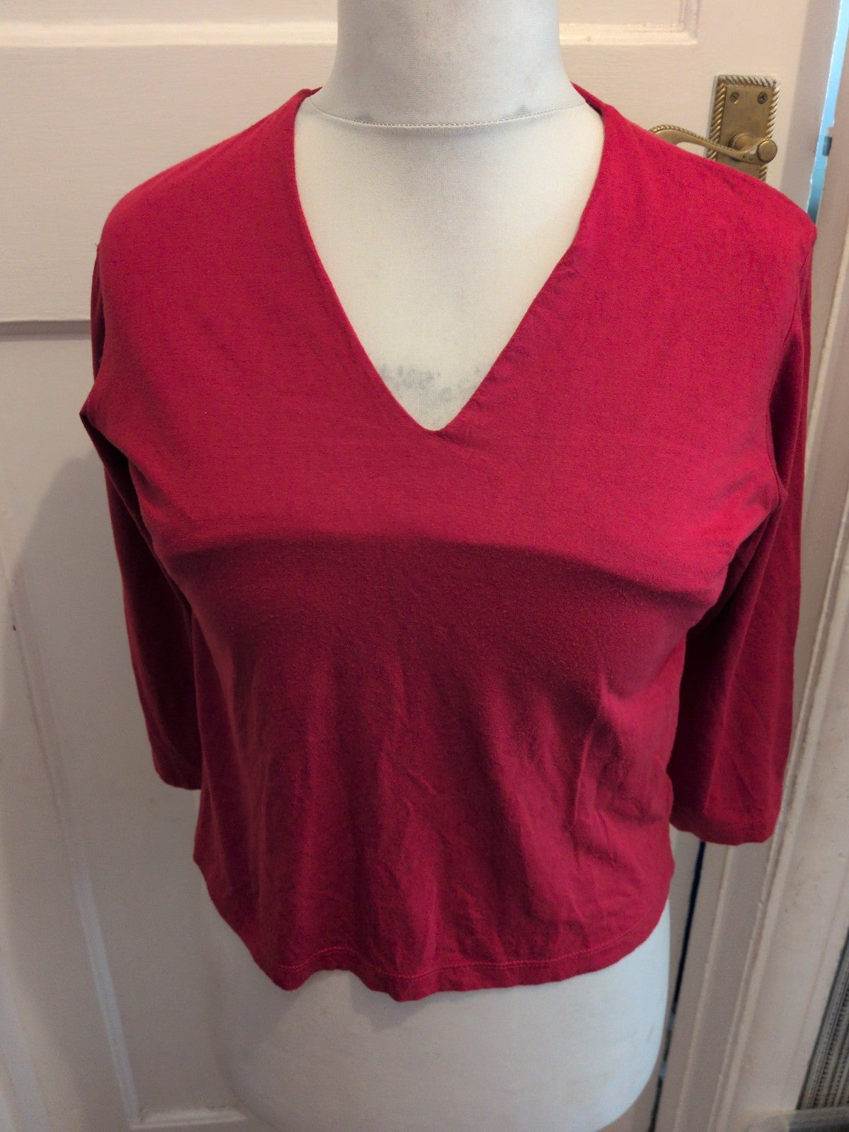 Ladies Small Red V Neck Long Sleeve T-shirt