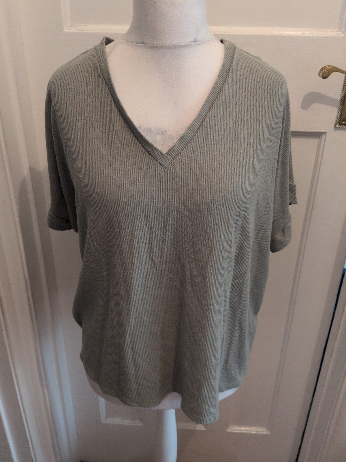 Papaya 20 Light Green Short Sleeve V Neck T-shirt