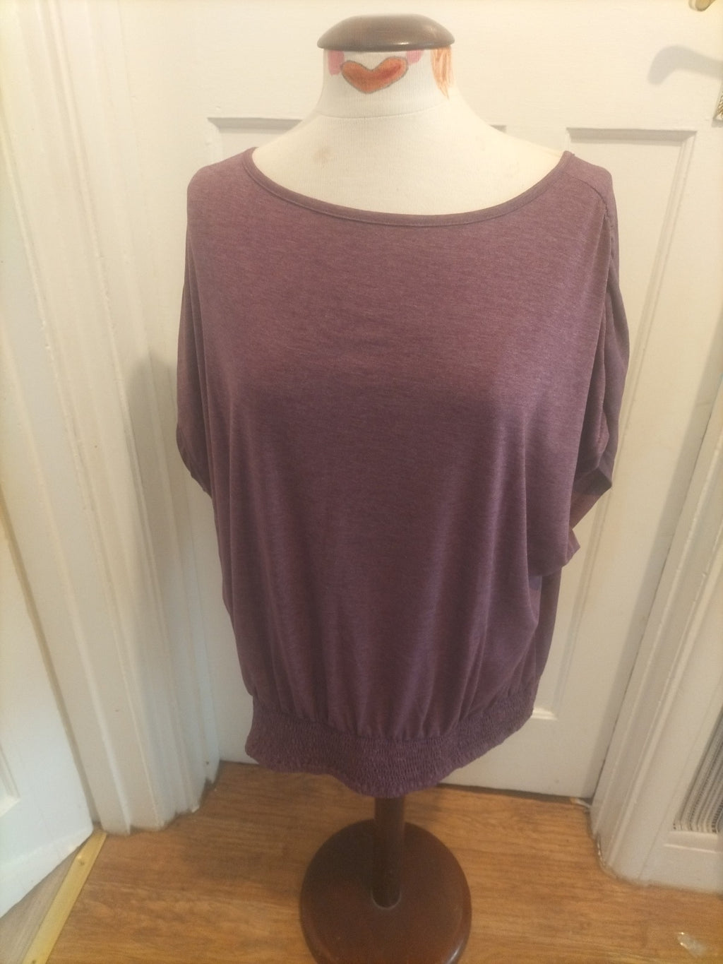 Ladies Size 4XL Purple Bubble Hem Short Sleeved Blouse