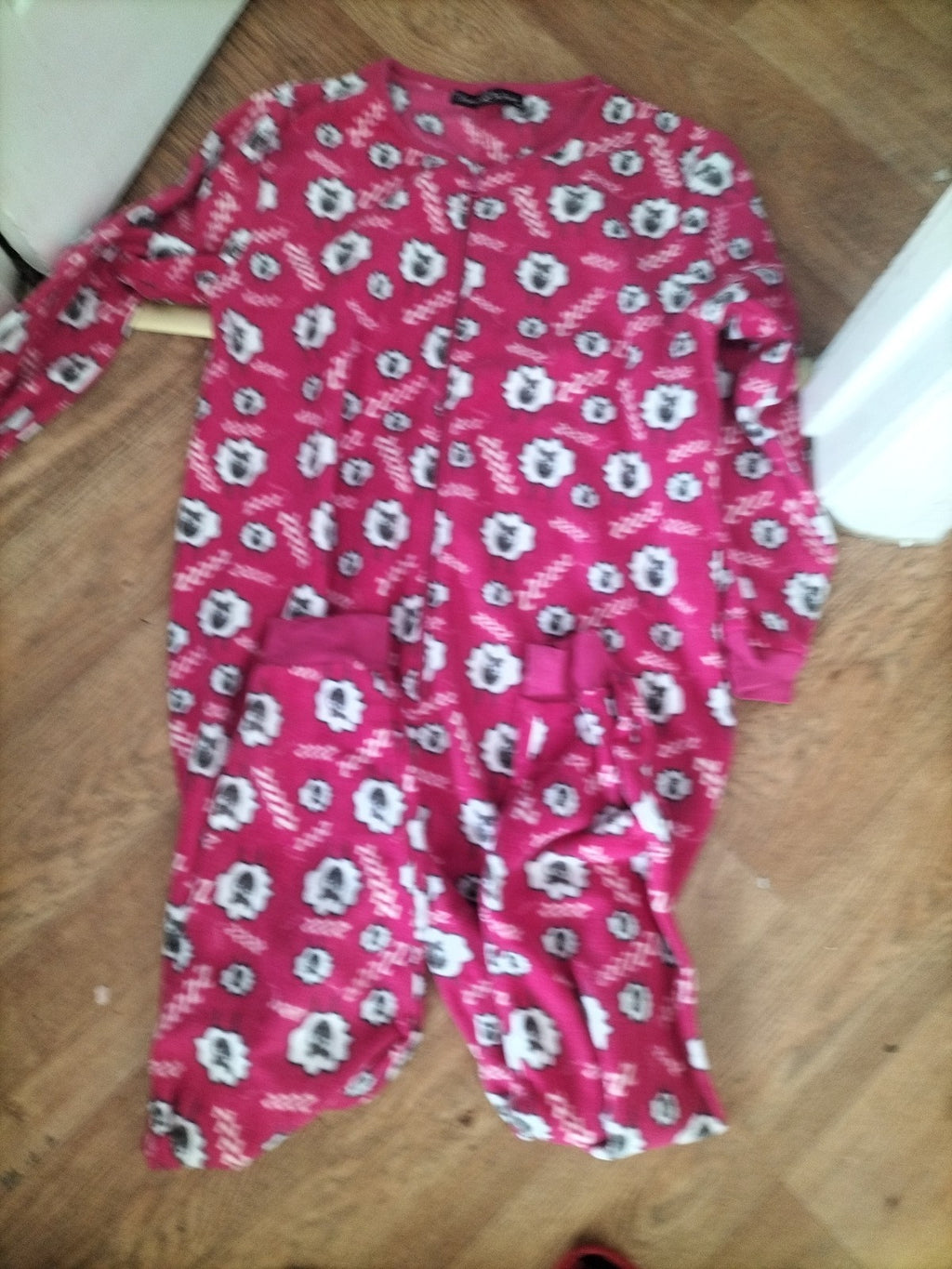 Tom Franks M/L Pink Sheep All In One Pyjama